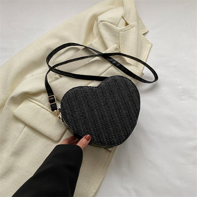 Heart Shape Straw Shoulder Bag CS Accessory Partners