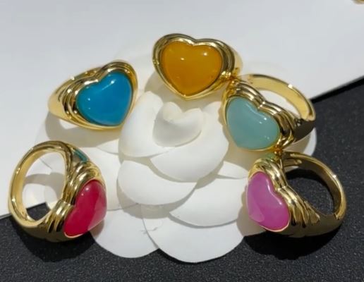 18k Gold Plated Chunky Heart Ring CS Accessory Partners
