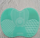 Silicone Makeup Brush Cleaner With Suction Cups CS Accessory Partners