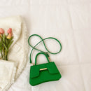 Crocodile Pattern Trapeze Shape Handbag CS Accessory Partners